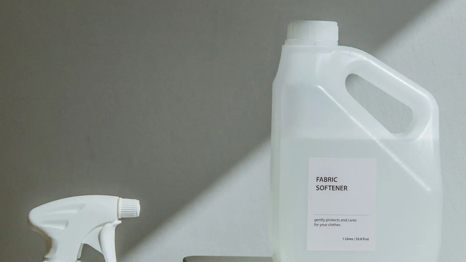 Trigger spray bottle, representing clip-lock transit qualification.